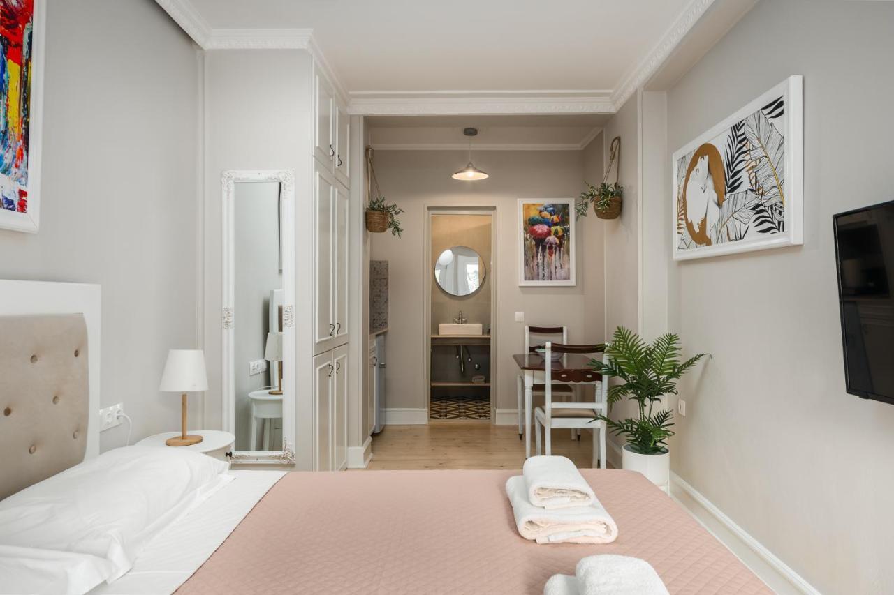 Well Apartments By Skyloft Corfu Anemomylos Esterno foto